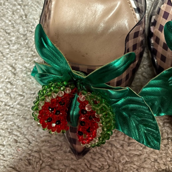 Betsey Johnson Vivviann Gingham Watermelon Pearl Ankle Strap Pumps Heels Size 8 - Picture 8 of 10